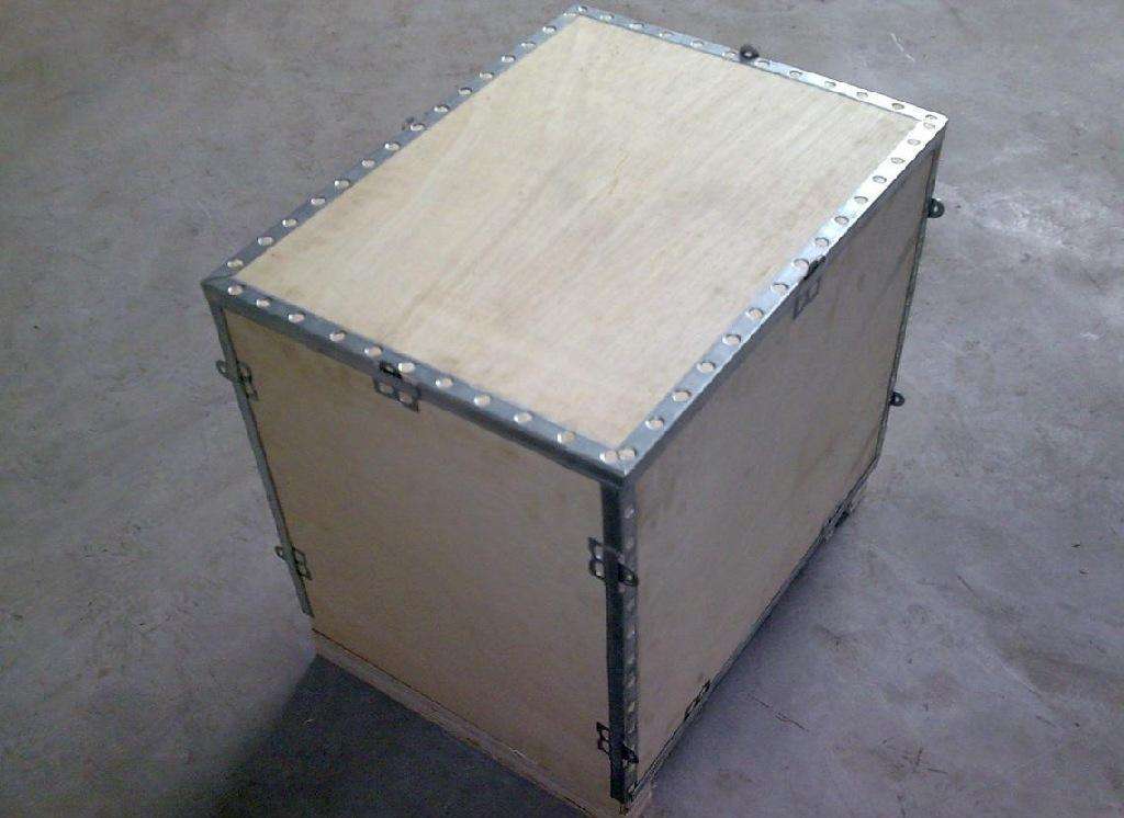 上海客戶製作的鋼帶木箱(圖2)